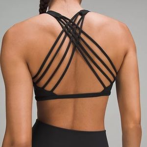 Free To Be Wild Womens Lululemon Light Impact Bra black size 6